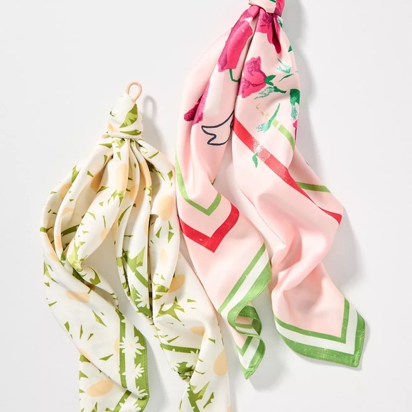 ANTHROPOLOGIE Gardenia Floral Hair Scarves, Set of 2 - Light Green, NWT - Picture 1 of 3